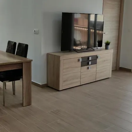 Beachfront Cozy Arenales Del Sol, Alicante Apartment Arenales del Sol