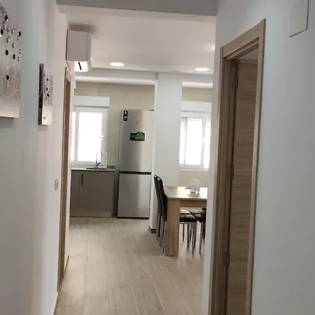 Beachfront Cozy Arenales Del Sol, Alicante *