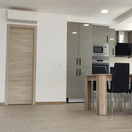 Beachfront Cozy Arenales Del Sol, Alicante